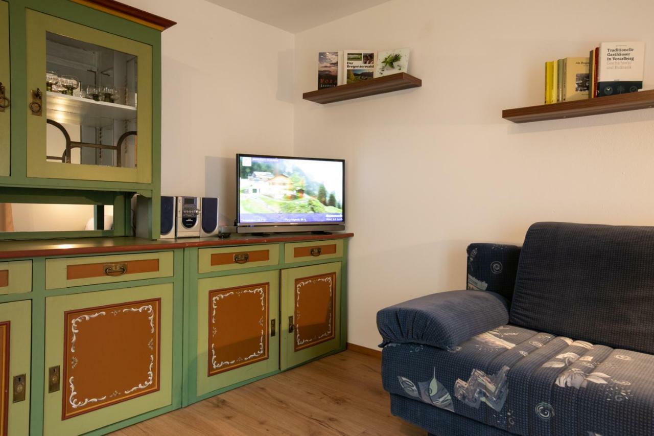Apartment Am Bach Mellau Buitenkant foto