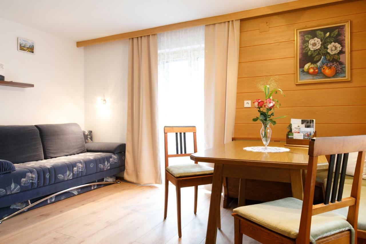 Apartment Am Bach Mellau Buitenkant foto